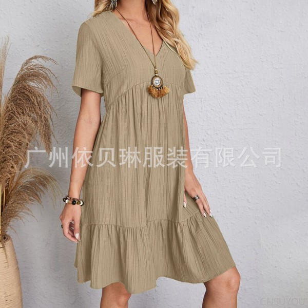Short-sleeved waist-length flowing dress